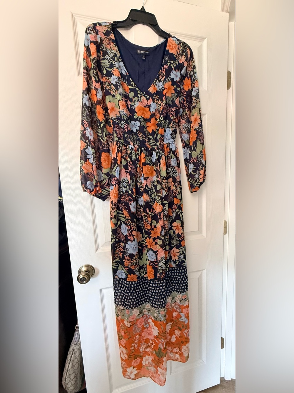 Floral dress light weight chiffon  sleeves.